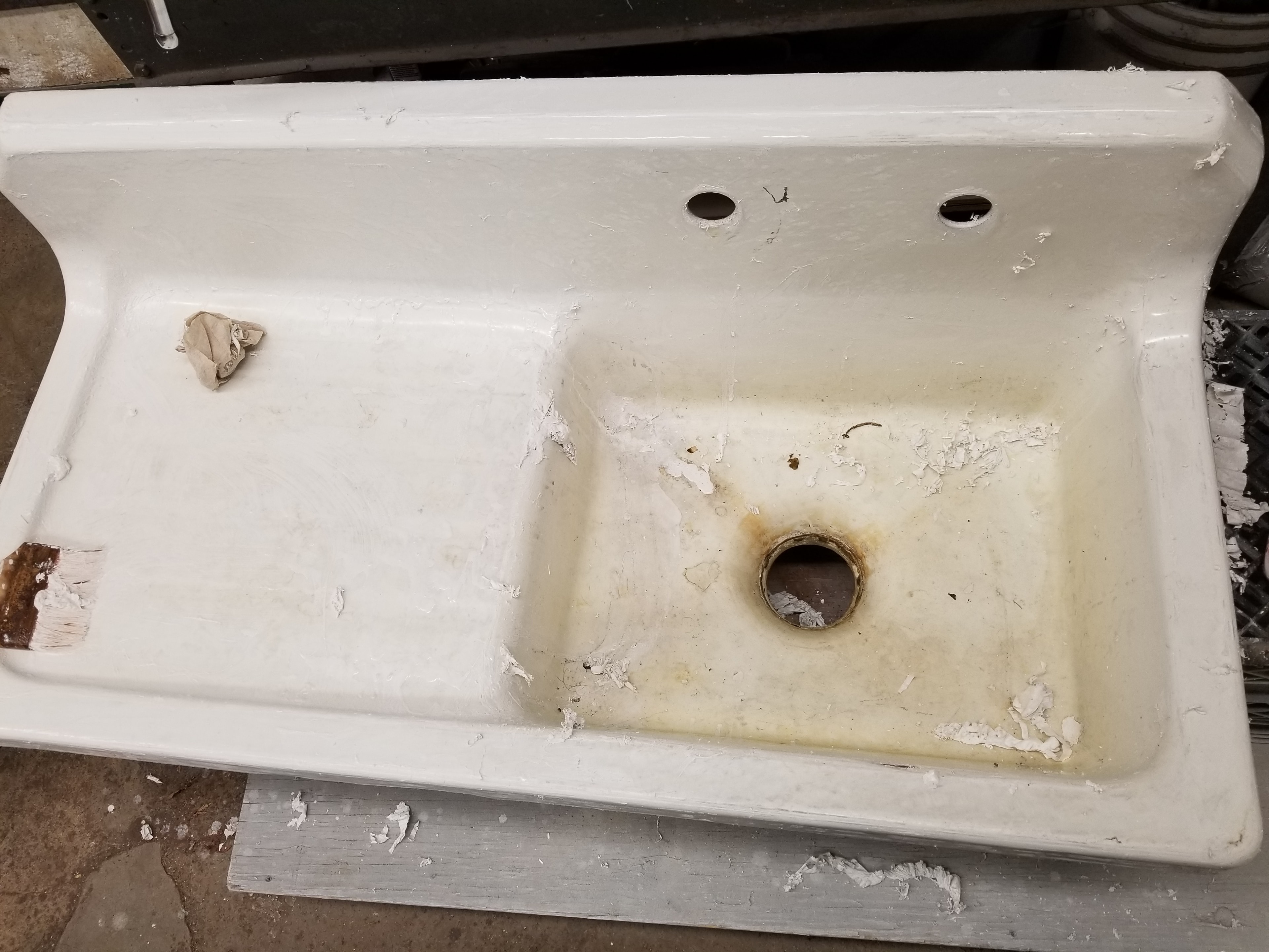 Worn Sink — Before Refinishing